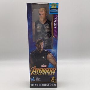 Marvel Avengers Infinity War - Titan Hero Series - Thor 12" Action Figure
